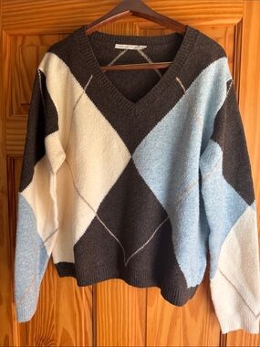 Altar'd State V-Neck Argyle Sweater in Blue, Cream & Brown